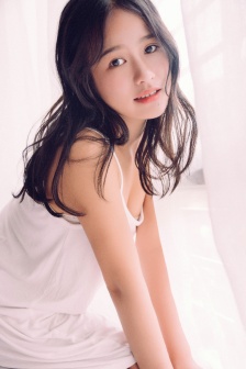 小岛みなみ